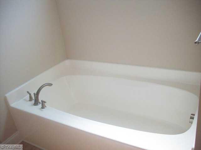 6320 Ridge Haven Road Greensboro, NC 27410 - Photo 12 of 15 Master Bath/Spa.
