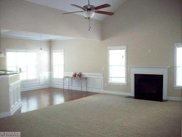 6320 Ridge Haven Road Greensboro, NC 27410 - Photo 4 of 15 Living Room.