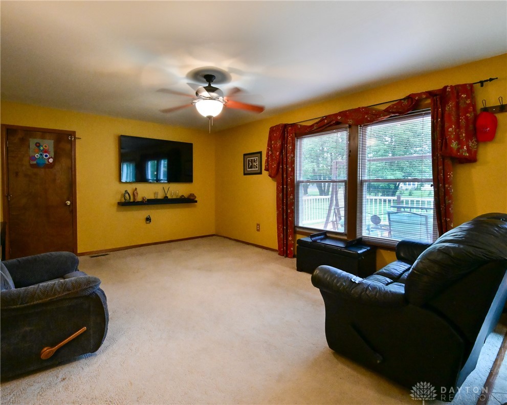2424 Rockingham Drive Troy, OH 45373 - Photo 6 of 36