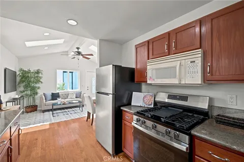 $950,000 | 1941 257th Street, Lomita, CA 90717
