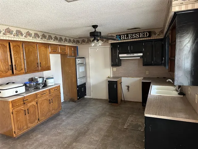 $230,000 | 140 Brewster Street, Robinson, TX 76706