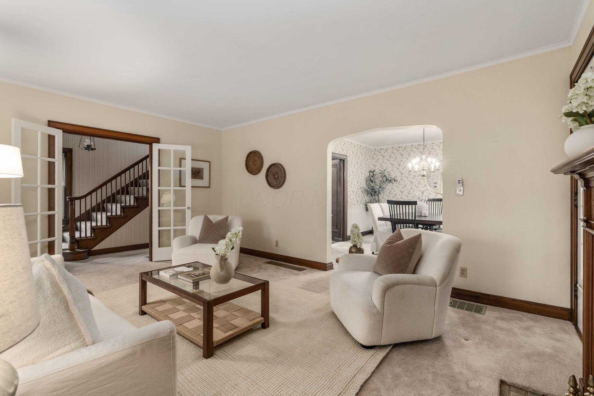 170 North Cassingham Road Columbus, OH 43209 - Photo 6 of 58 8-web-or-mls-DSC05437
