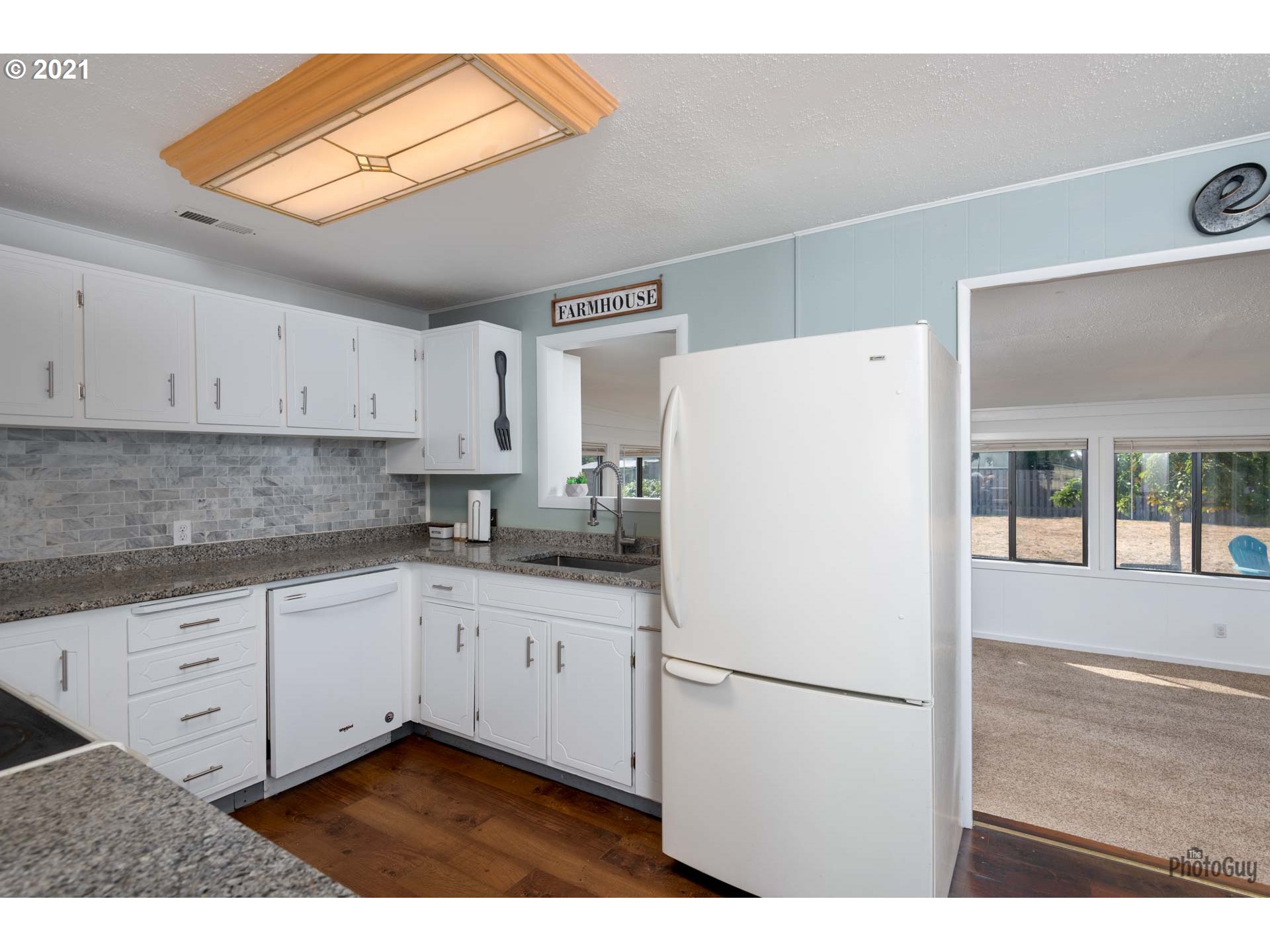 4343 Daisy Street Springfield, OR 97478 - Photo 3 of 26 Gallery Image 3