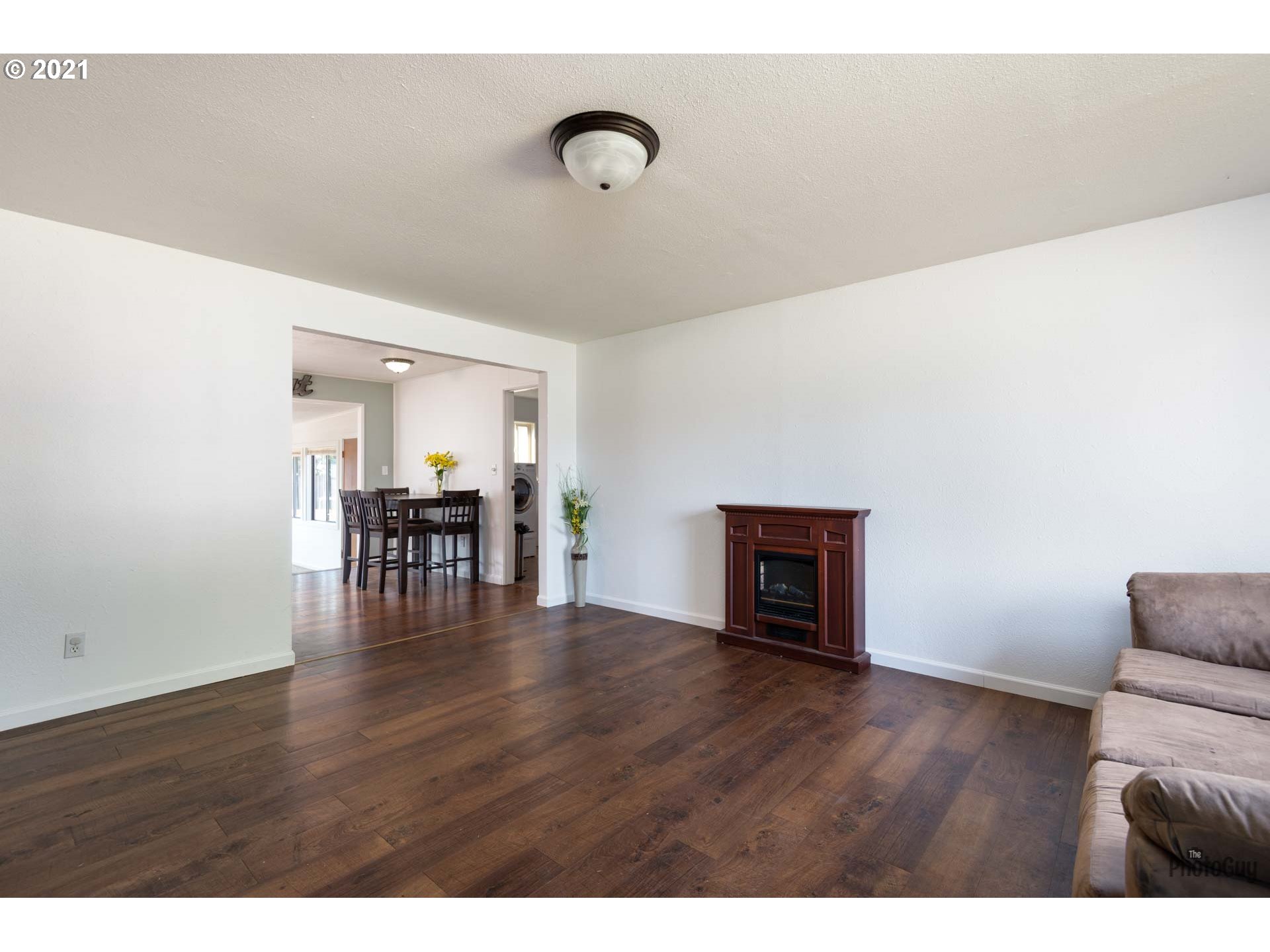 4343 Daisy Street Springfield, OR 97478 - Photo 10 of 26 Gallery Image 10
