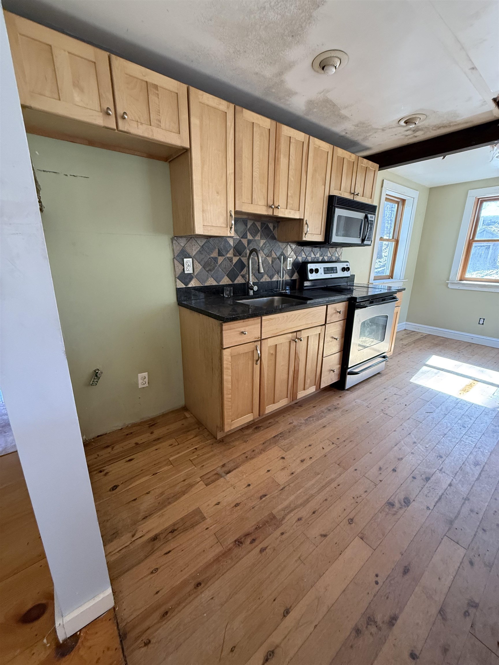 92 Cole Road Northwood, NH 03261 - Photo 11 of 24