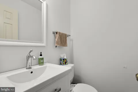 $874,900 | 4843 Willett Parkway, Unit 83, Chevy Chase, MD 20815