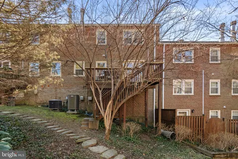 $874,900 | 4843 Willett Parkway, Unit 83, Chevy Chase, MD 20815