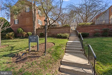 $874,900 | 4843 Willett Parkway, Unit 83, Chevy Chase, MD 20815
