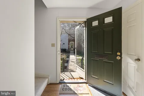 $874,900 | 4843 Willett Parkway, Unit 83, Chevy Chase, MD 20815
