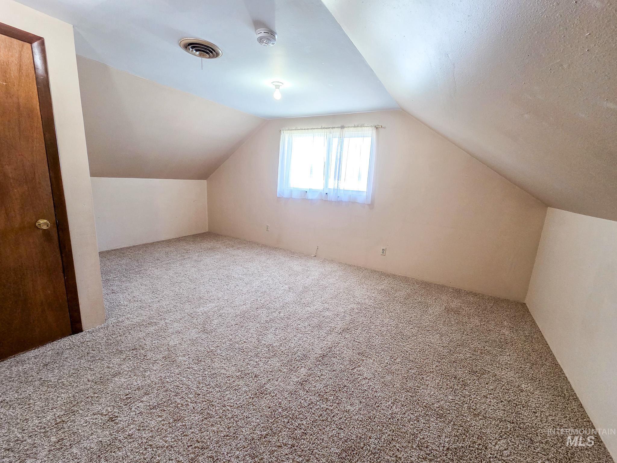 1043 Arlington Street Pomeroy, WA 99347 - Photo 12 of 32