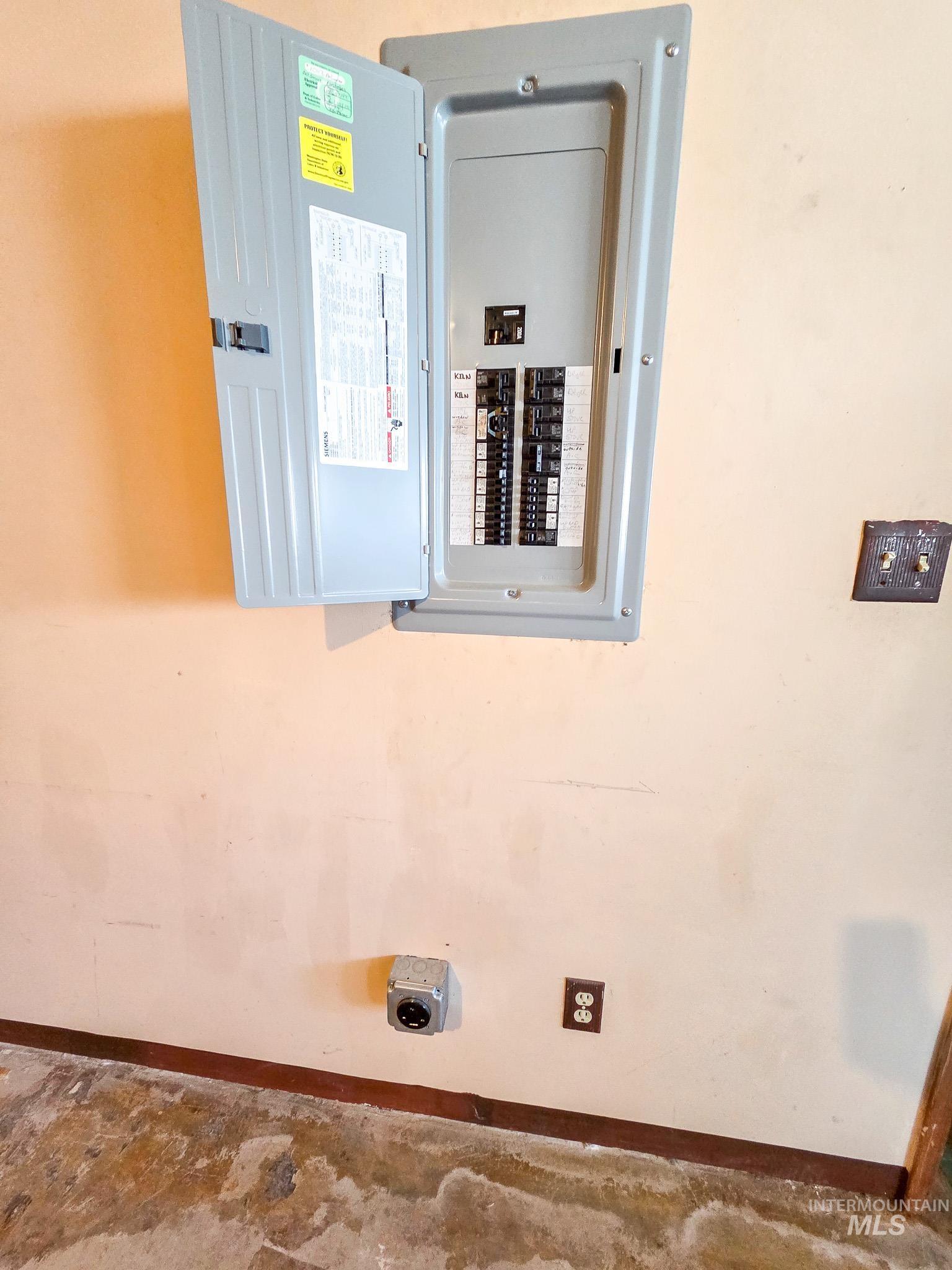 1043 Arlington Street Pomeroy, WA 99347 - Photo 23 of 32