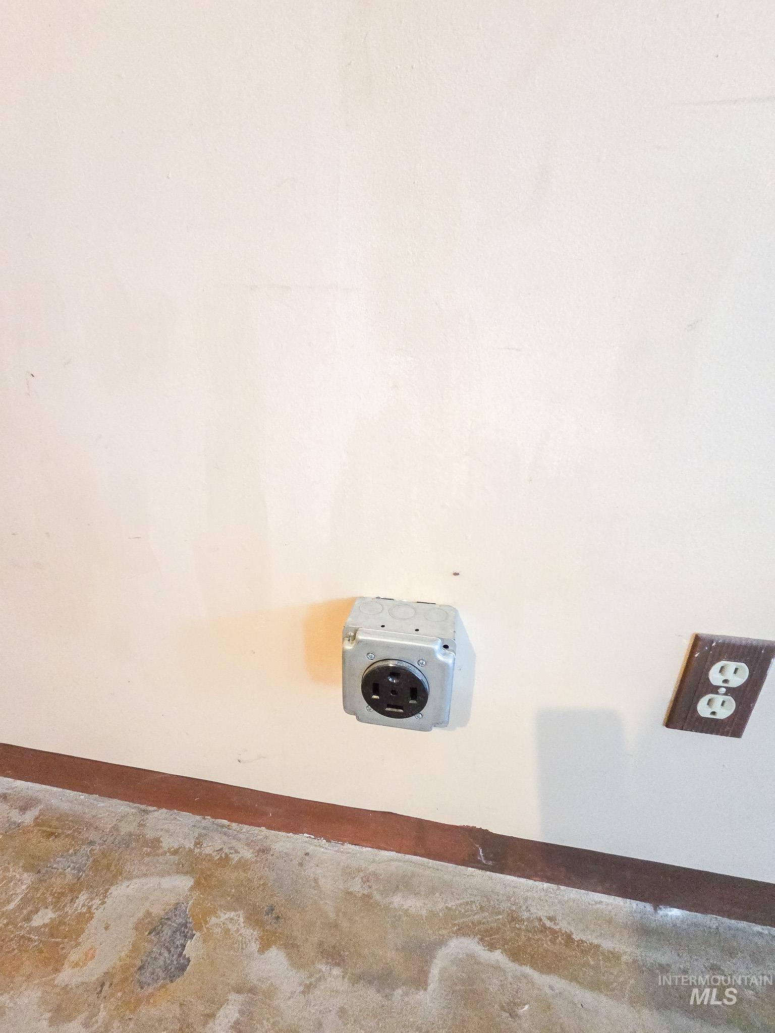 1043 Arlington Street Pomeroy, WA 99347 - Photo 24 of 32