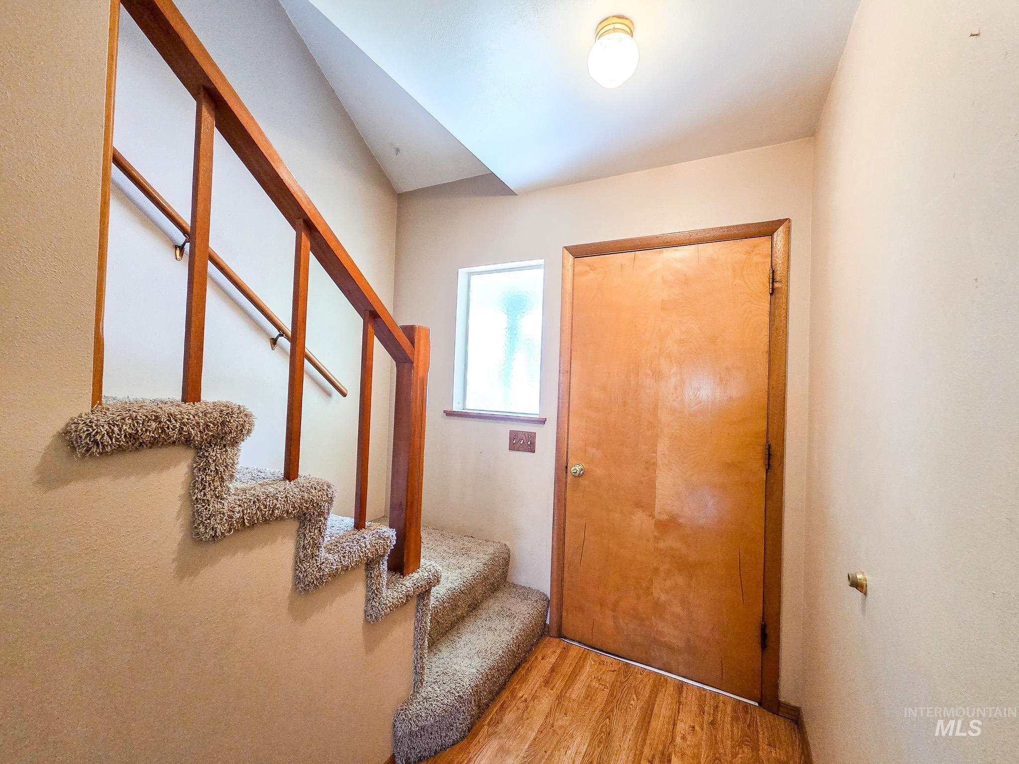 1043 Arlington Street Pomeroy, WA 99347 - Photo 3 of 32