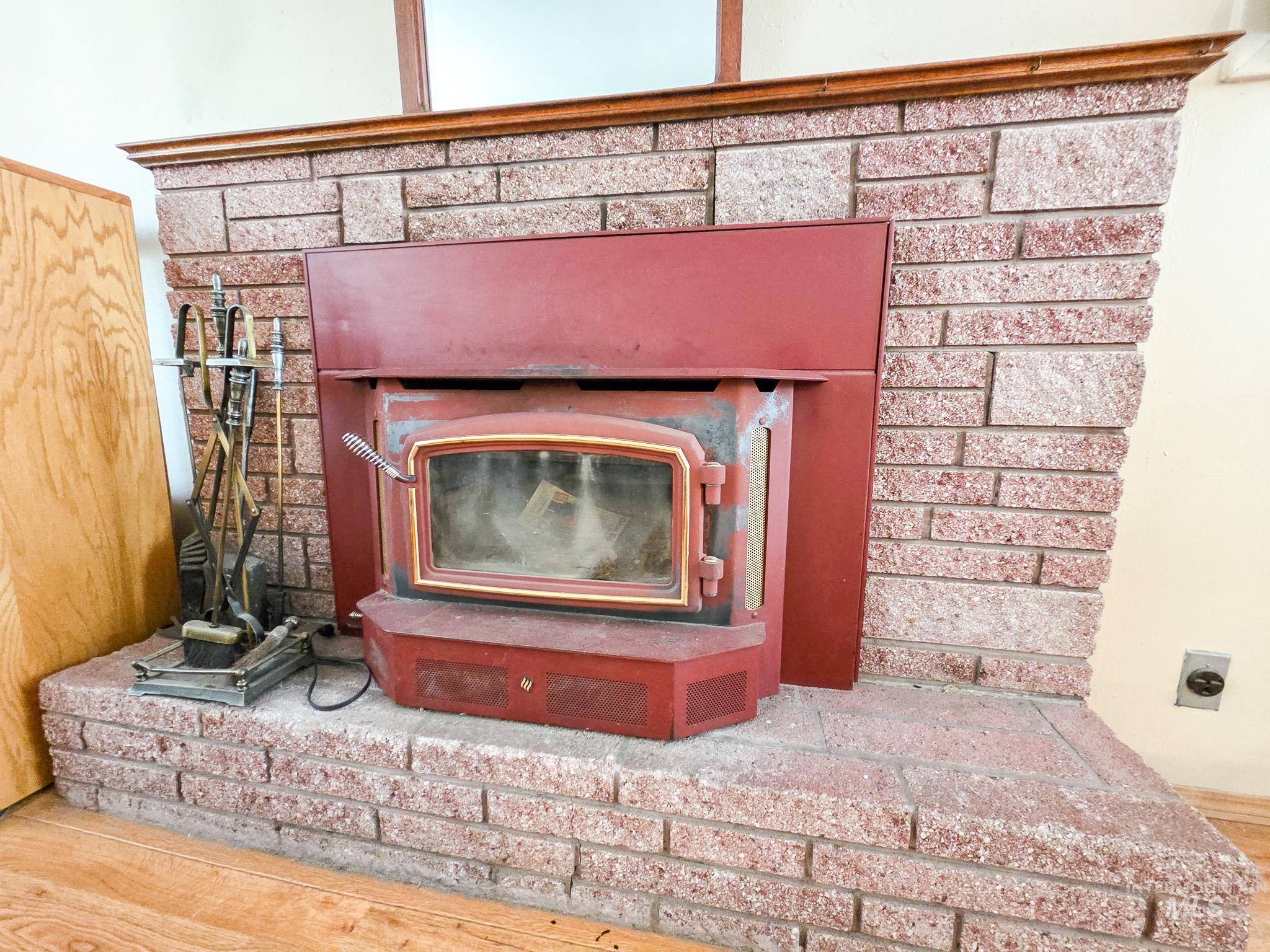 1043 Arlington Street Pomeroy, WA 99347 - Photo 6 of 32