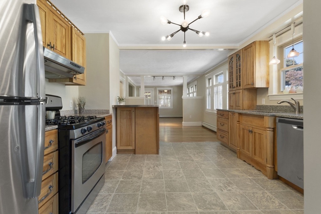 39 Sohier Road Beverly, MA 01915 - Photo 15 of 35 Gallery Image 15