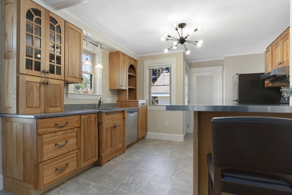 39 Sohier Road Beverly, MA 01915 - Photo 17 of 35 Gallery Image 17