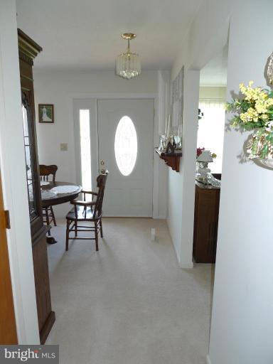 5030 Teen Barnes Road Frederick, MD 21703 - Photo 5 of 29 Entrance / Foyer
