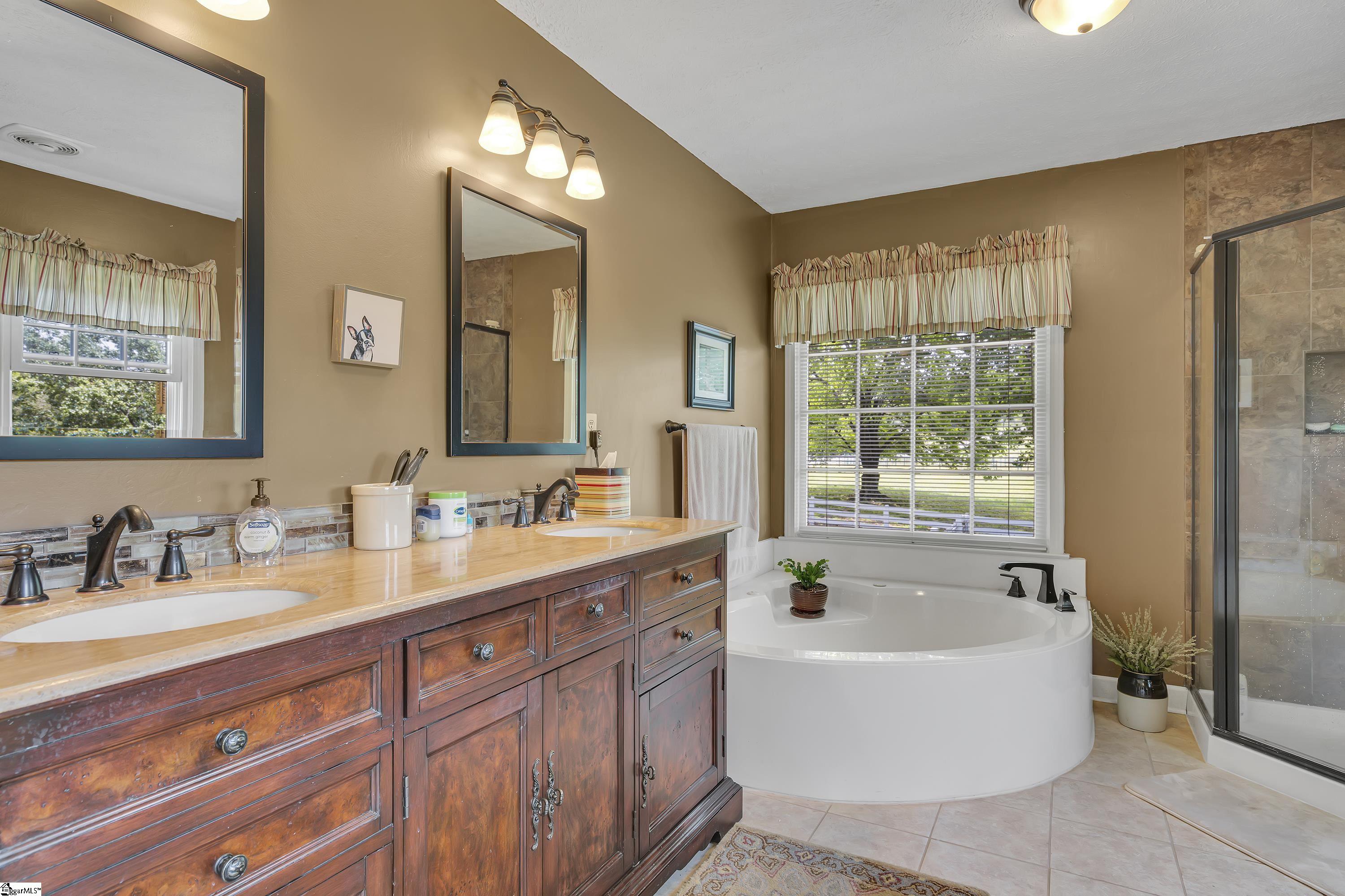 611 Little Texas Road Travelers Rest, SC 29690 - Photo 18 of 35 Gallery Image 18