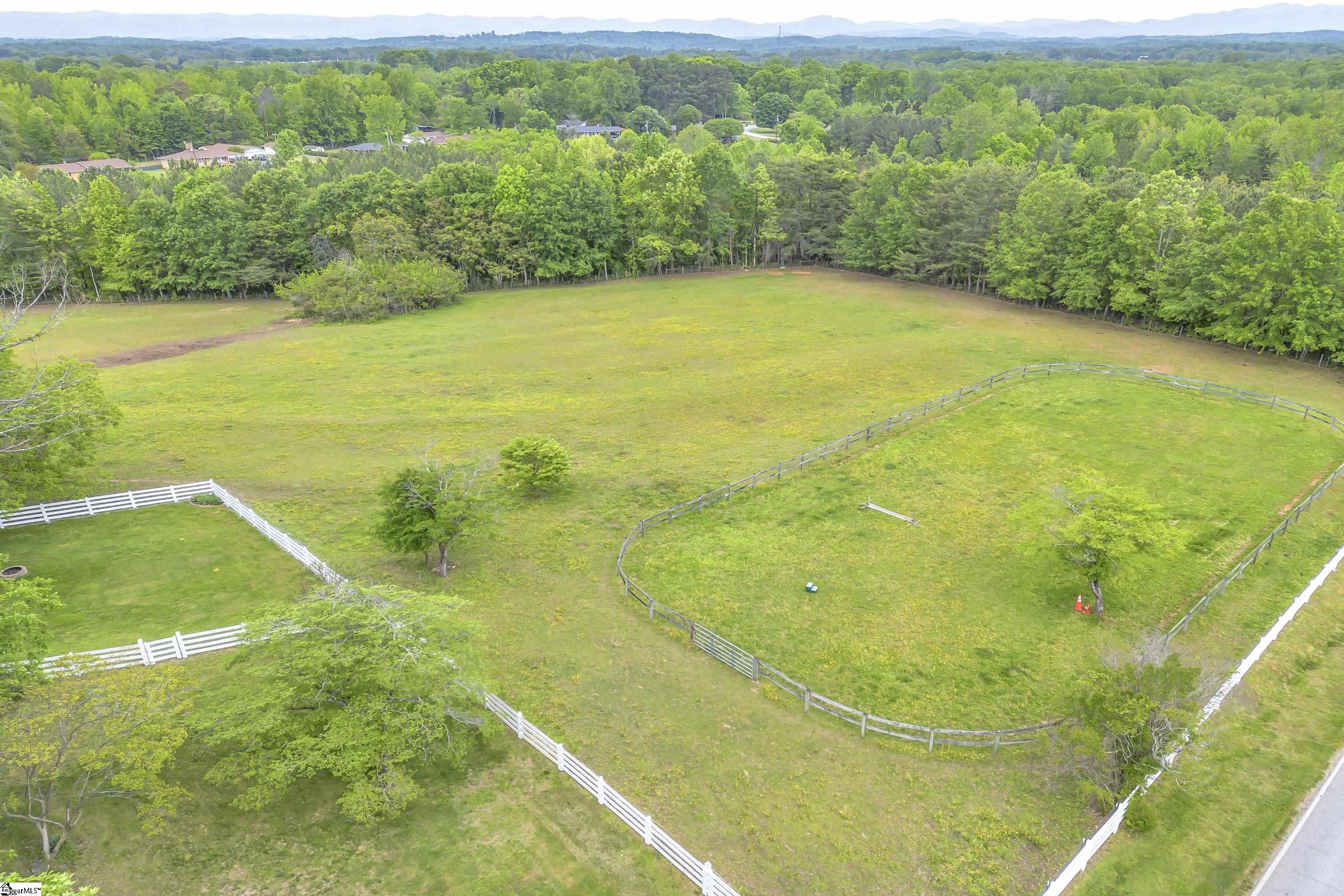 611 Little Texas Road Travelers Rest, SC 29690 - Photo 34 of 35 Gallery Image 34