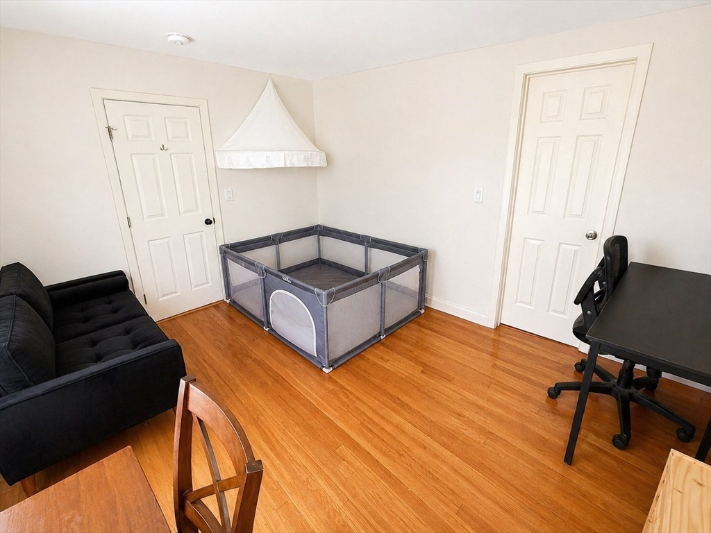 19 Prospect Street, Unit 19 Newton, MA 02465 - Photo 14 of 18