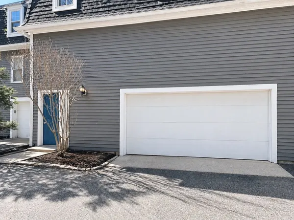 $3,700 | 19 Prospect Street, Unit 19, Newton, MA 02465