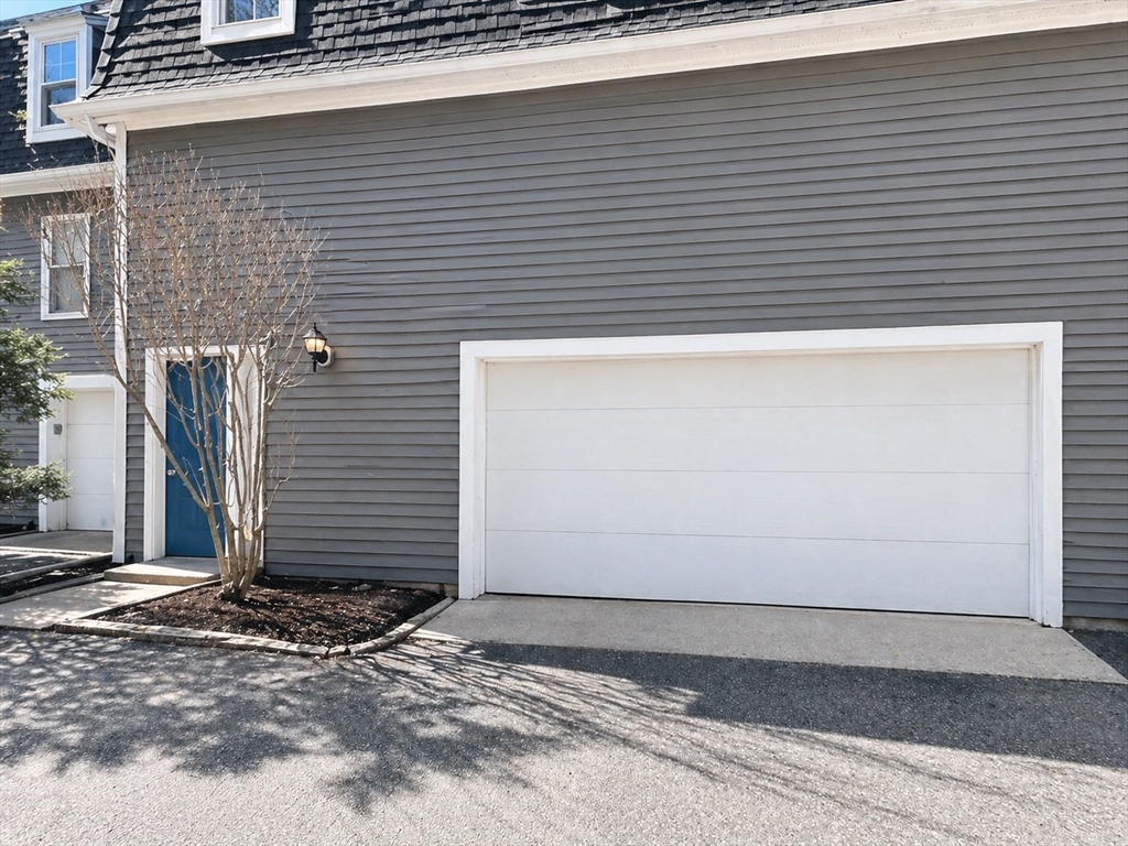 19 Prospect Street, Unit 19 Newton, MA 02465 - Photo 15 of 18
