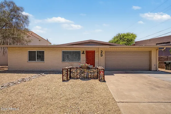 $2,350 | 29 East Foothill Drive, Phoenix, AZ 85020