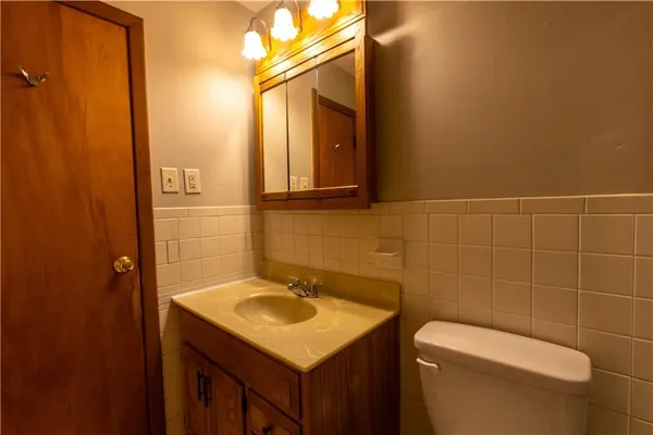 $195,000 | 3339 South Vermont Avenue, Independence, MO 64052