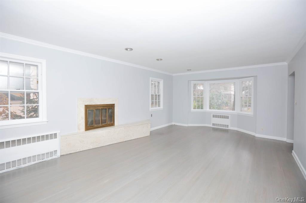 187-14 Aberdeen Road Queens, NY 11432 - Photo 9 of 20