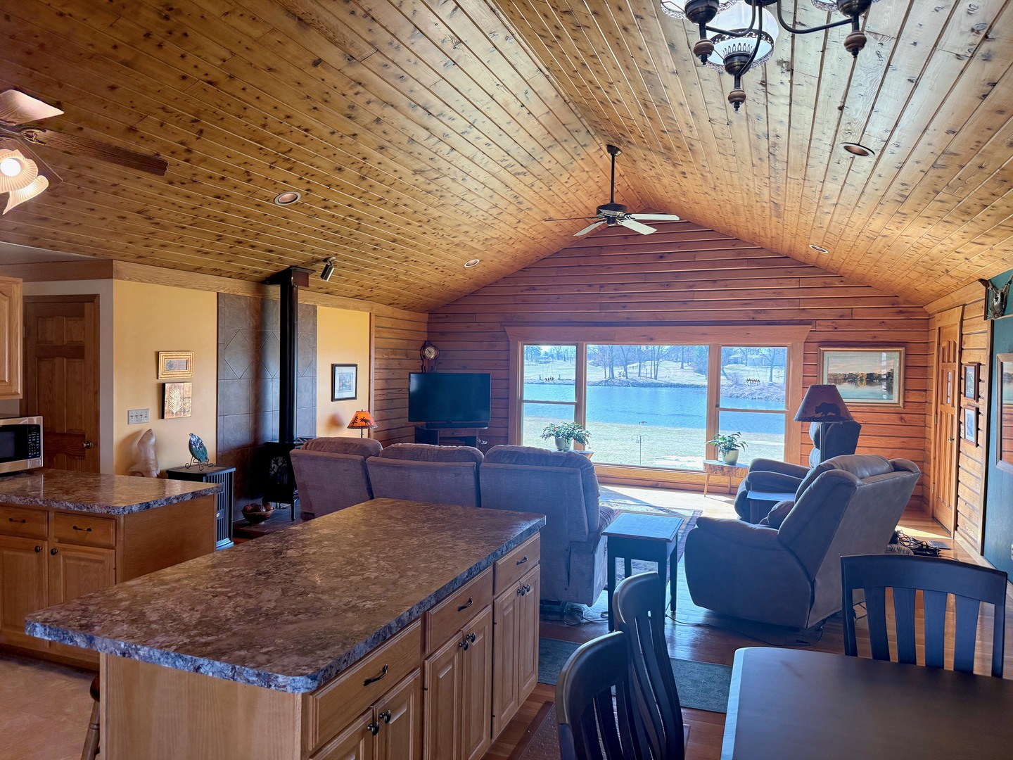 10835 Barron Road Chana, IL 61015 - Photo 12 of 50