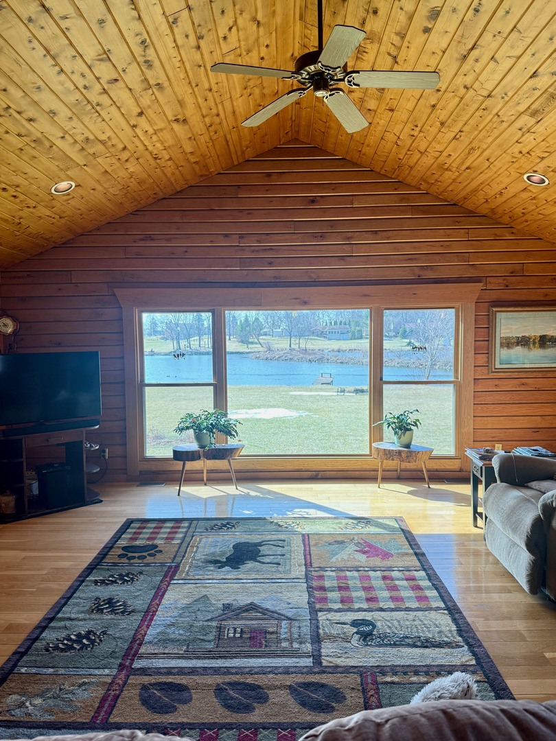 10835 Barron Road Chana, IL 61015 - Photo 13 of 50