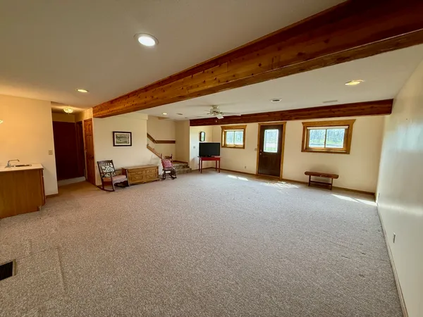 $399,900 | 10835 Barron Road, Chana, IL 61015