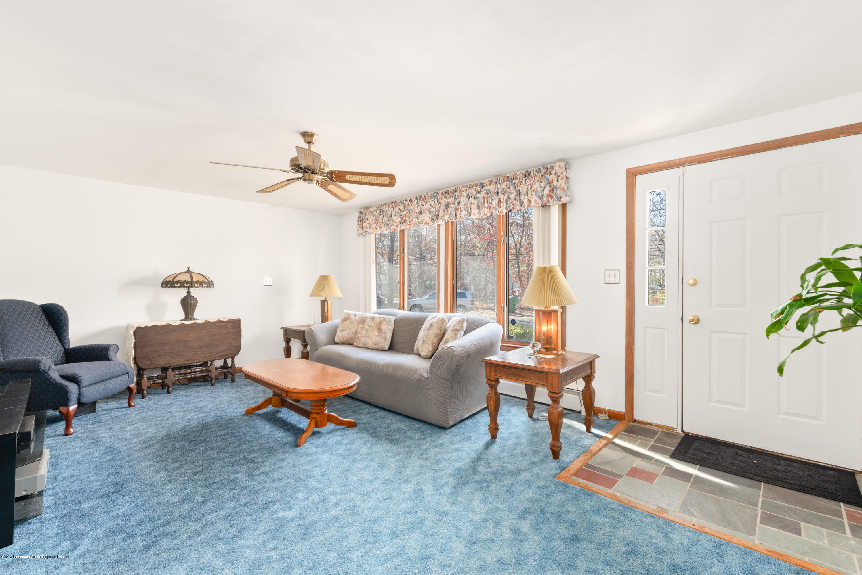 145 Toms River Road Jackson, NJ 08527 - Photo 11 of 25 Family Room