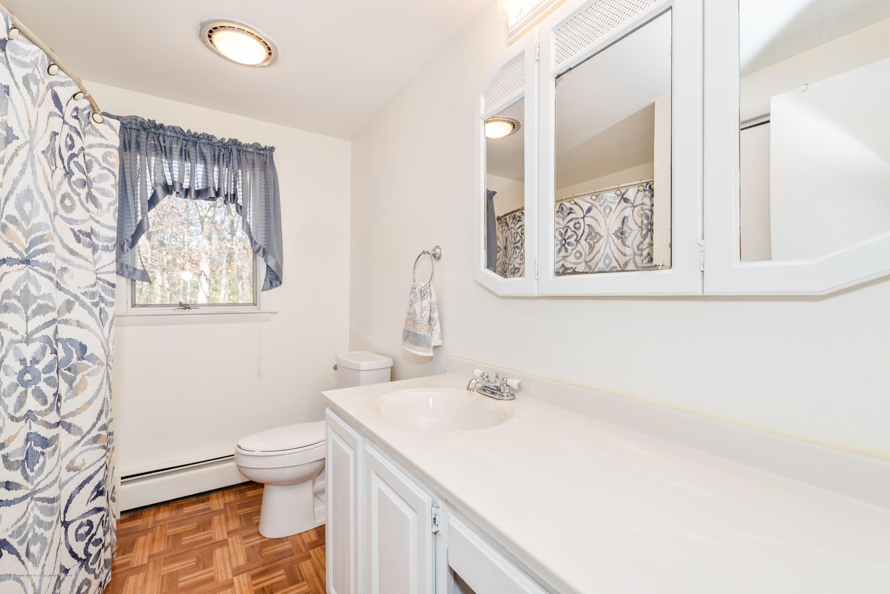 145 Toms River Road Jackson, NJ 08527 - Photo 18 of 25 Main Bathroom