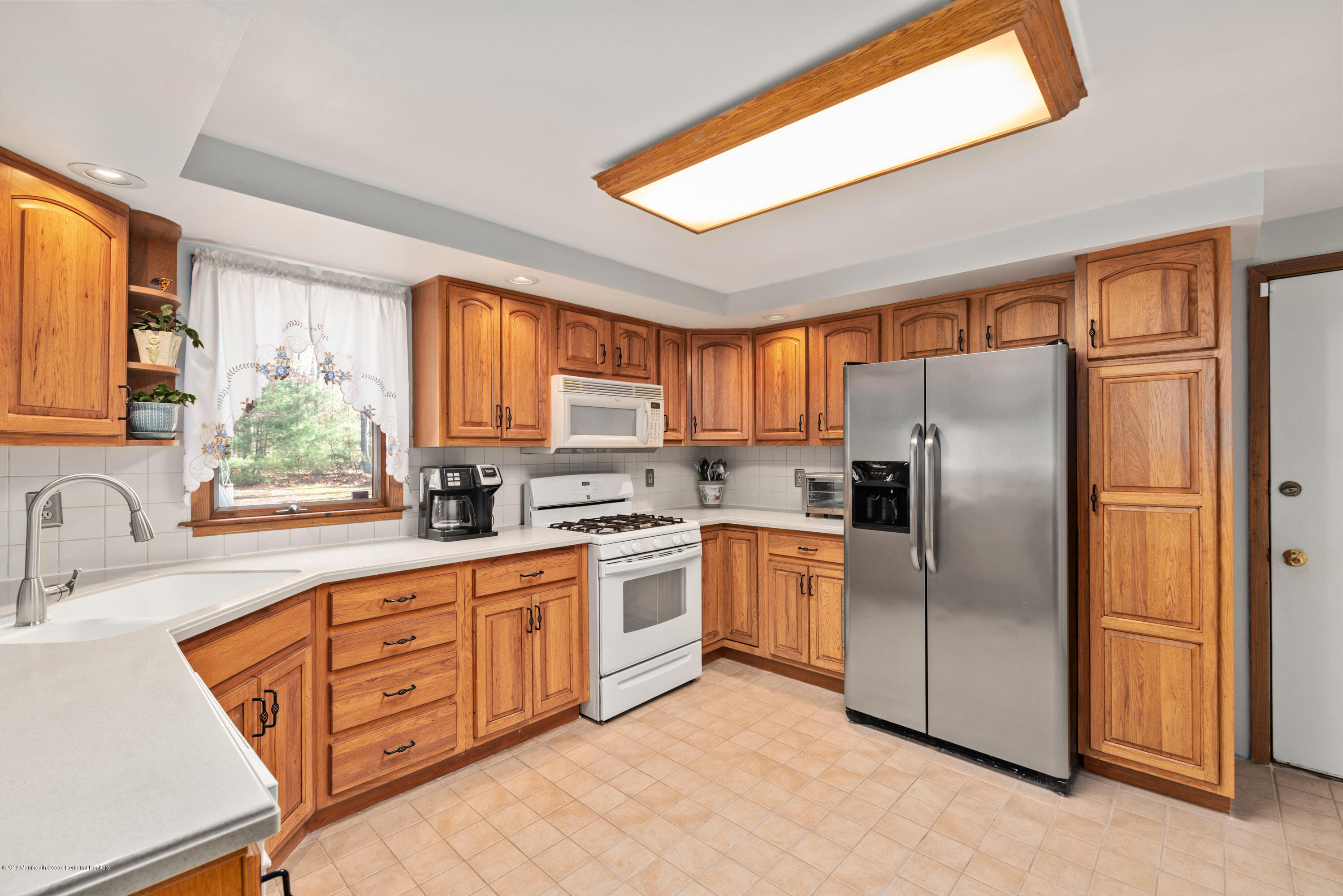 145 Toms River Road Jackson, NJ 08527 - Photo 3 of 25 Kitchen Close-up