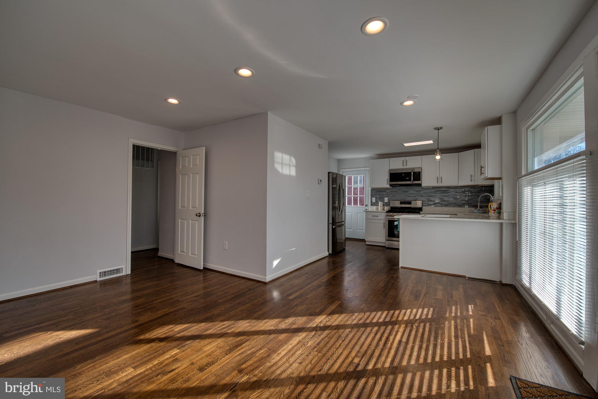 7861 Burnside Road Landover, MD 20785 - Photo 4 of 32 Gallery Image 4