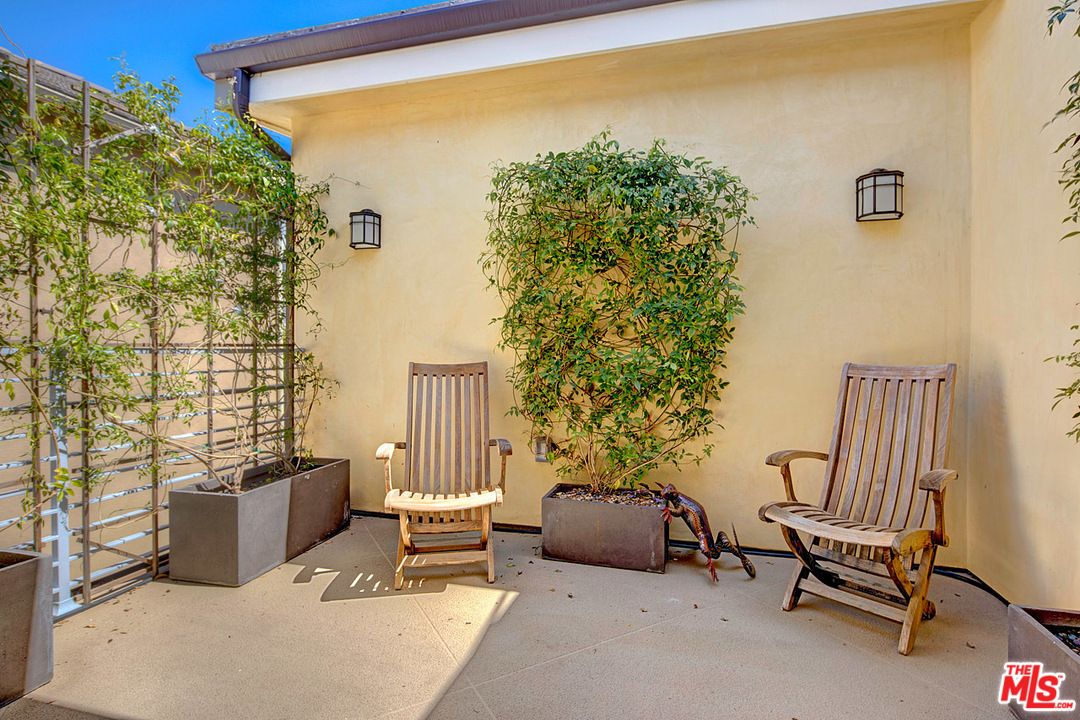 7916 West 83rd Street Playa del Rey, CA 90293 - Photo 21 of 26 Gallery Image 21