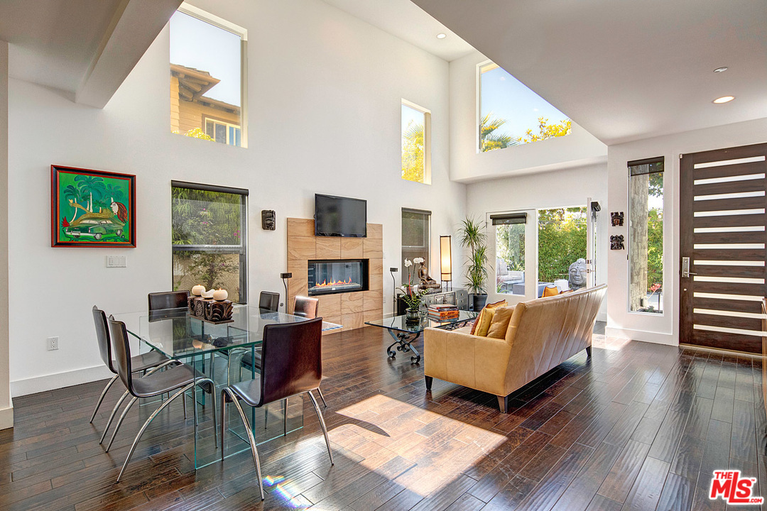 7916 West 83rd Street Playa del Rey, CA 90293 - Photo 4 of 26 Gallery Image 4