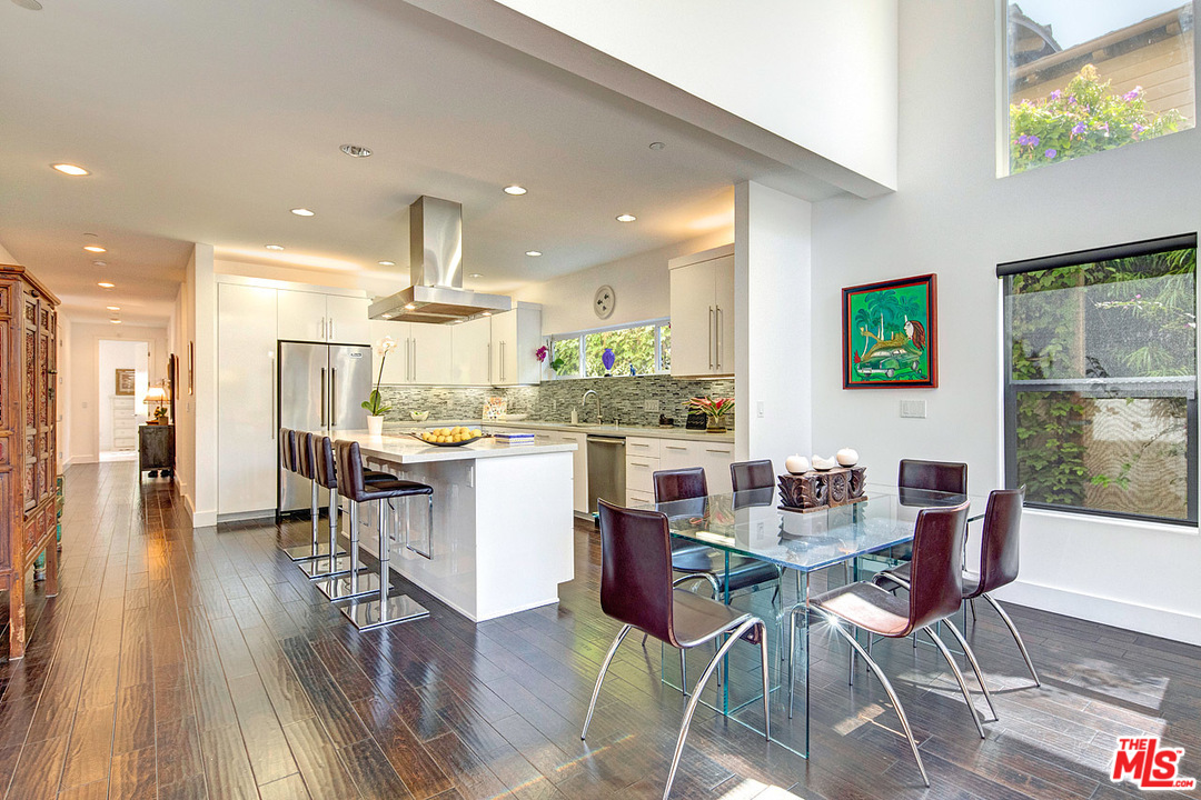 7916 West 83rd Street Playa del Rey, CA 90293 - Photo 5 of 26 Gallery Image 5