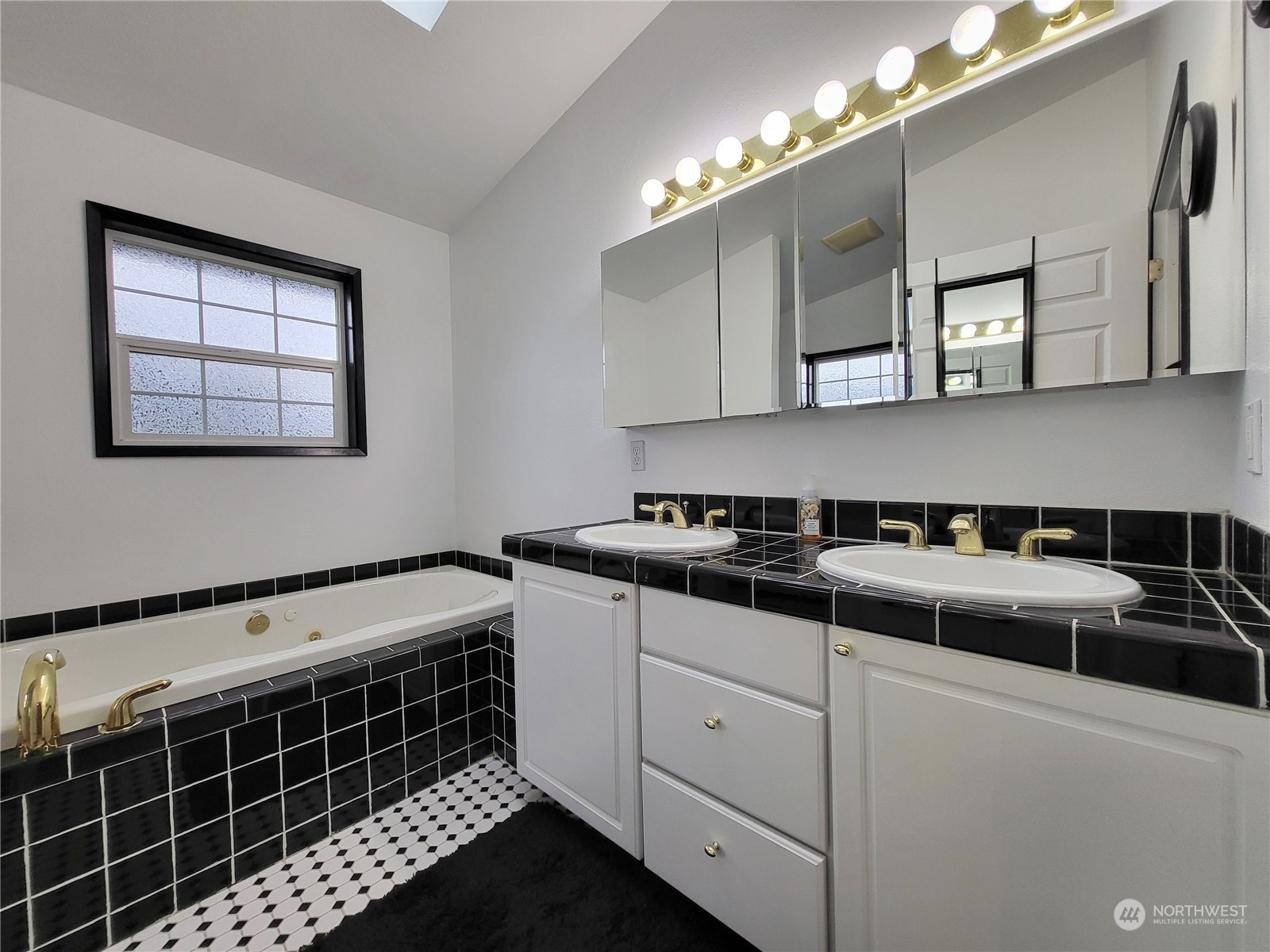 1650 Sutherland Street Forks, WA 98331 - Photo 19 of 29 Gallery Image 19