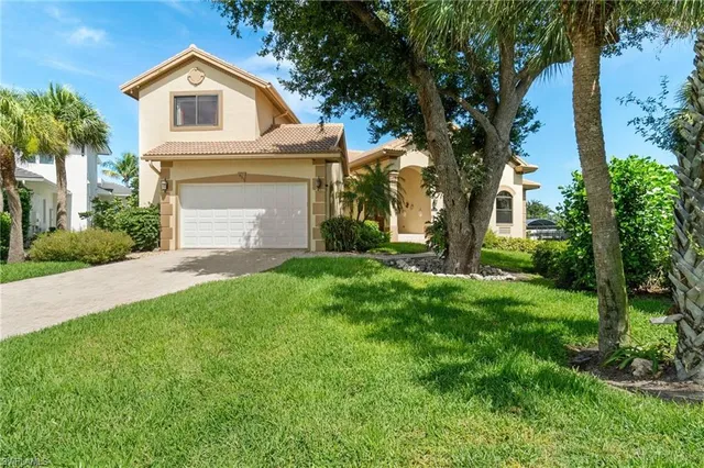 $5,750,000 | 431 Palm Court, Naples, FL 34108