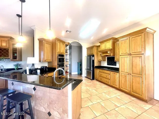 $550,000 | 6 Lunker Lane, Poplarville, MS 39470