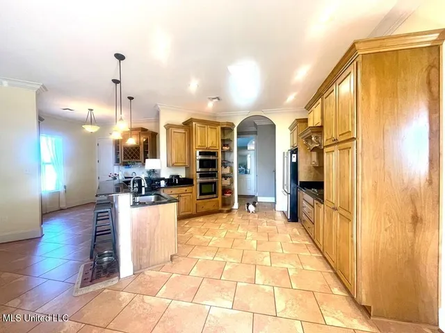 $550,000 | 6 Lunker Lane, Poplarville, MS 39470