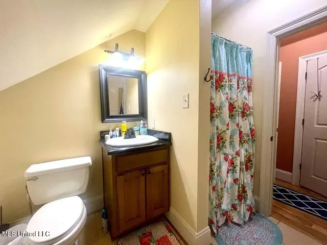 $550,000 | 6 Lunker Lane, Poplarville, MS 39470