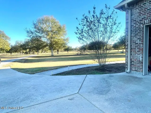 $550,000 | 6 Lunker Lane, Poplarville, MS 39470