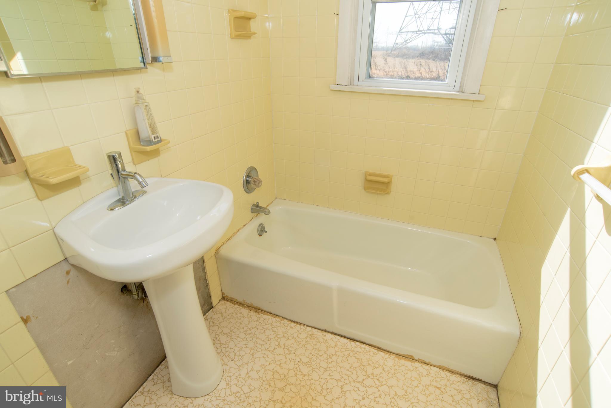 77 Runyon Road Hummelstown, PA 17036 - Photo 12 of 27 Gallery Image 12