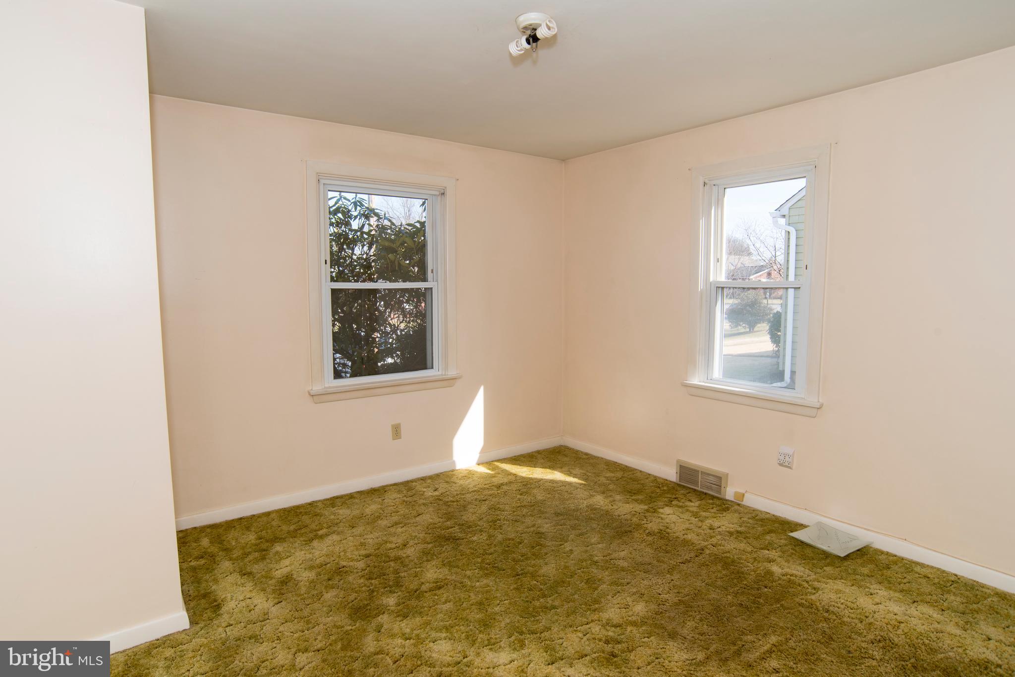 77 Runyon Road Hummelstown, PA 17036 - Photo 20 of 27 Gallery Image 20