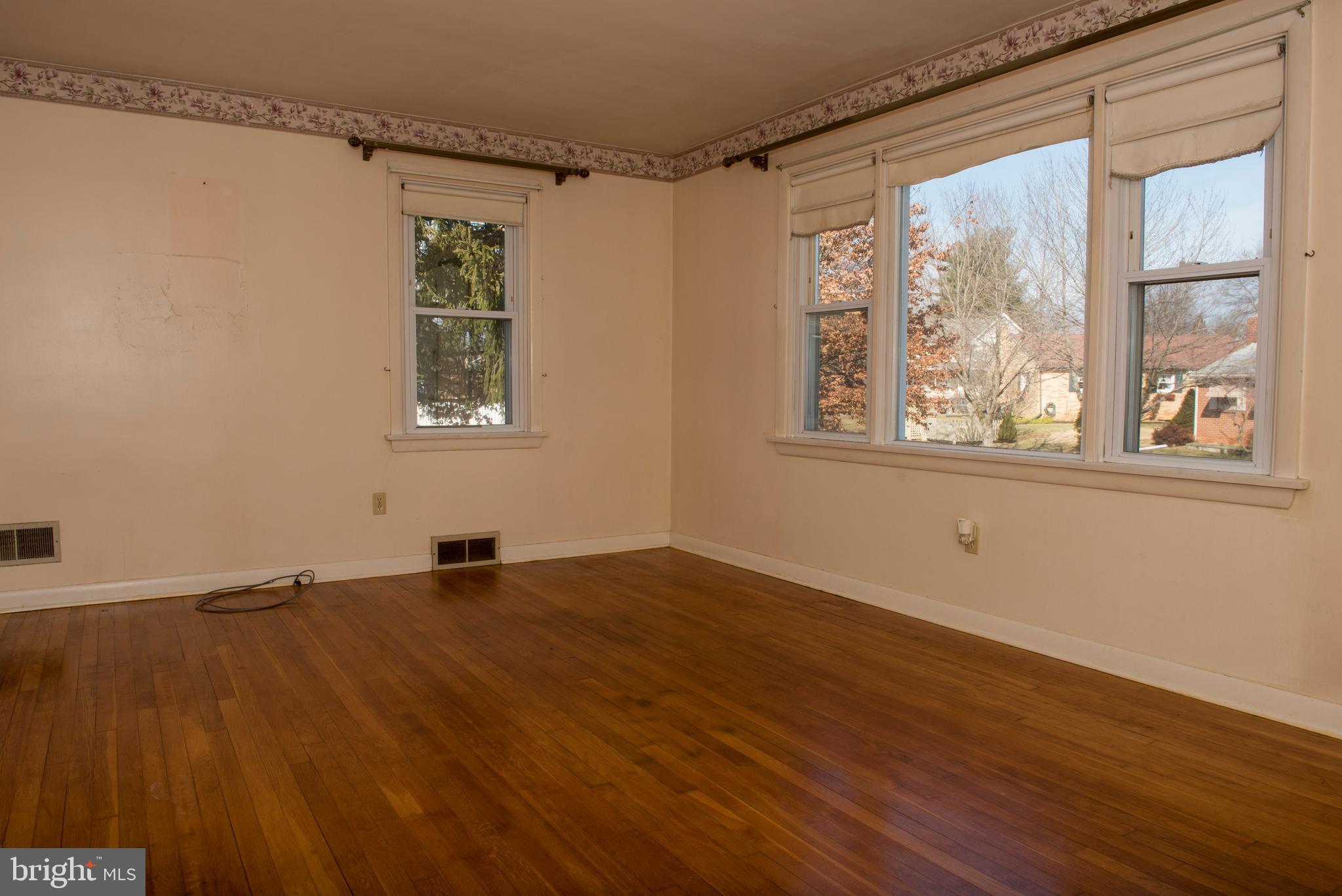 77 Runyon Road Hummelstown, PA 17036 - Photo 10 of 27 Gallery Image 10