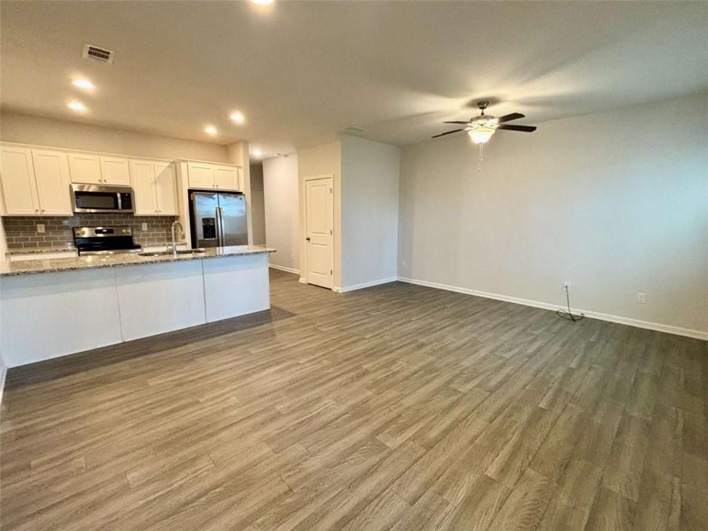 2809 Ridgeview Drive Atlanta, GA 30331 - Photo 5 of 31