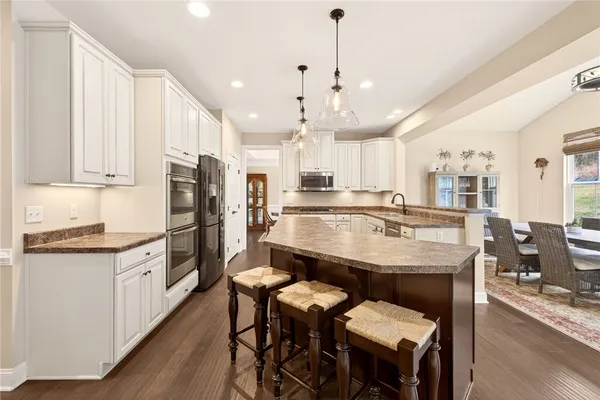 $689,777 | 1041 Warters Cove, Victor, NY 14564